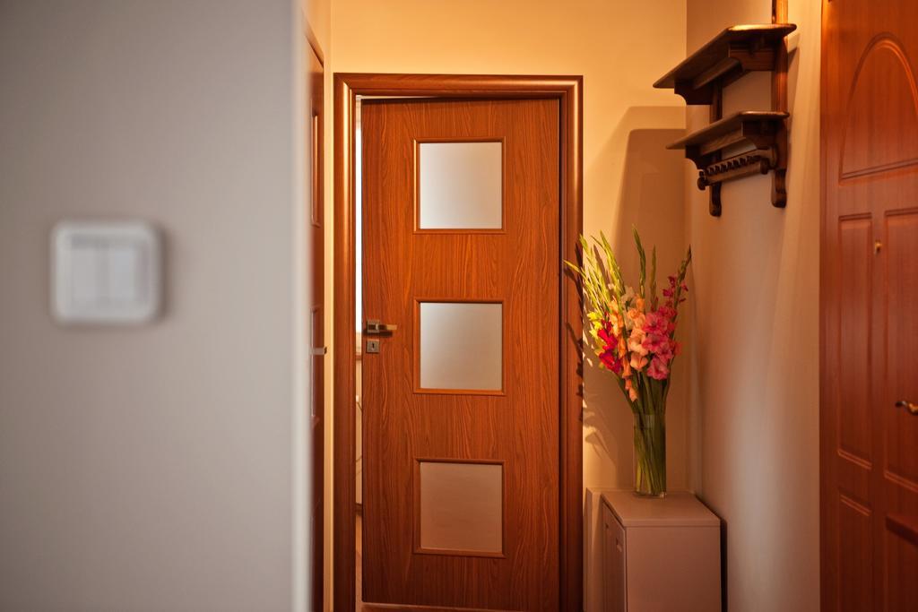 Best Inn Poznan Apartament Wojskowa Szoba fotó