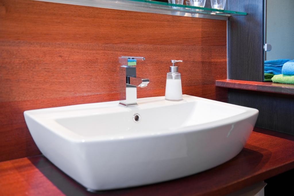 Best Inn Poznan Apartament Wojskowa Szoba fotó